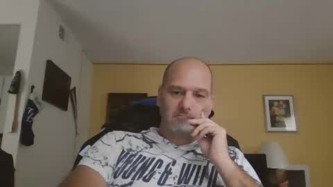 takerlover436295 online show from July 7, 3:27 pm