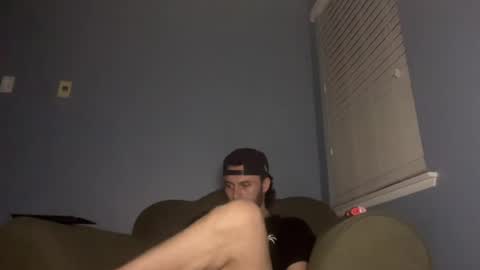 tallhungcloudyy online show from July 27, 4:19 am