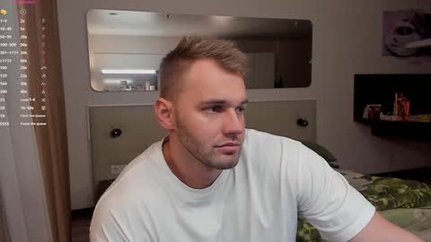 My shows 2100500 UTC3 online show from February 4, 5:21 am