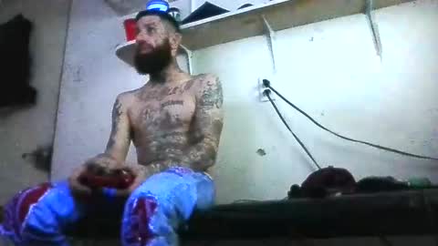 tattoo3333 online show from November 20, 7:29 am