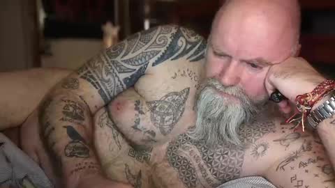 Tattooeddilf 01 online show from January 14, 12:26 am