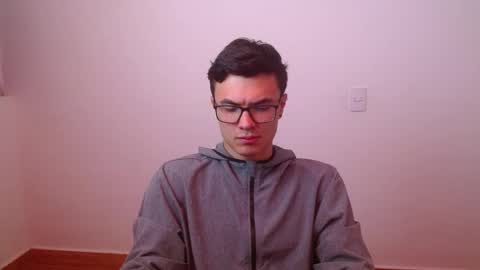 taurus4k online show from March 3, 2:11 am