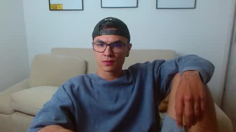 taurus4k online show from January 25, 2:04 am