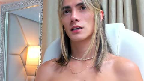 tayler_swift1 online show from January 11, 6:35 am