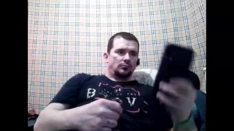 tbaxter95187 online show from April 5, 6:10 am