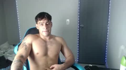 team23hot0 online show from November 2, 5:01 am