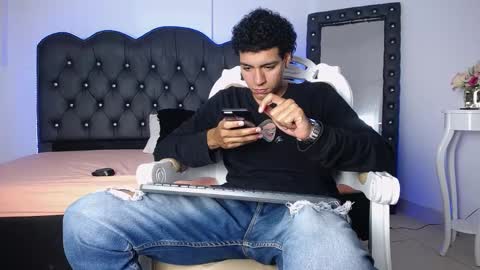Snapshot of teamporn_18 chatting on February 20, 7:30 pm Danger online show from February 20, 7:30 pm