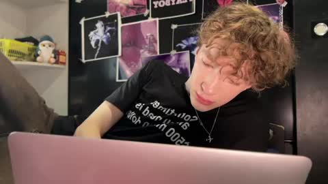 Yan     online show from April 1, 2:24 am