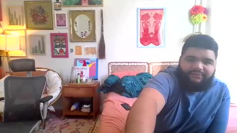 teethirstrap online show from December 22, 6:15 pm