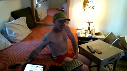 Axle online show from January 10, 4:09 pm