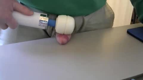 Test the Chat online show from December 14, 7:21 pm