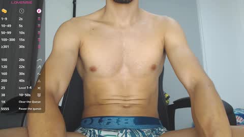 INSTAGRAM   Th1rss online show from December 4, 1:09 pm