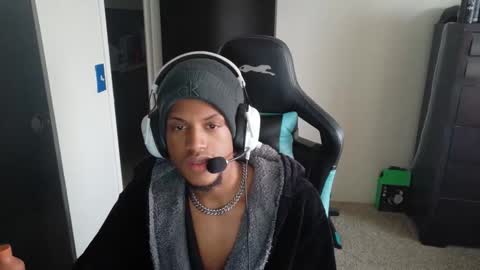 the_dark_lightning online show from December 17, 9:54 pm