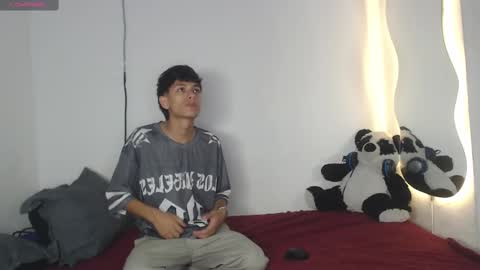 Snapshot of the_muderer chatting on March 12, 6:07 am murderer online show from March 12, 6:07 am