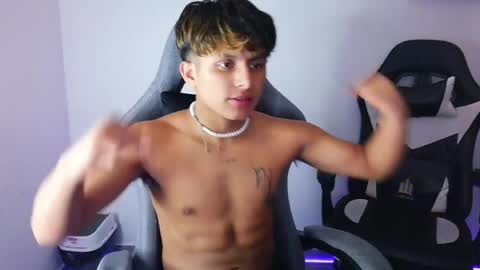 Danny online show from April 11, 6:09 am