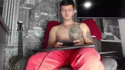 Miguel Angel online show from December 16, 3:51 am