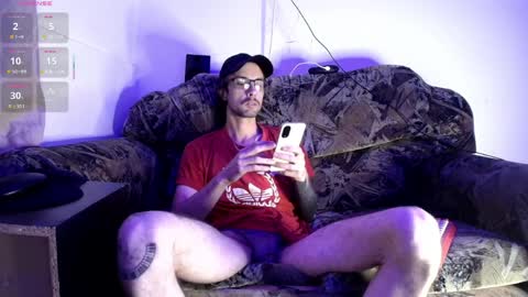 RickyLee online show from April 8, 9:30 am