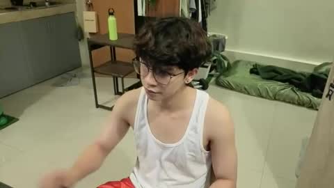 Green online show from February 19, 7:43 pm