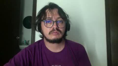 theguitarmistery online show from April 17, 5:32 am