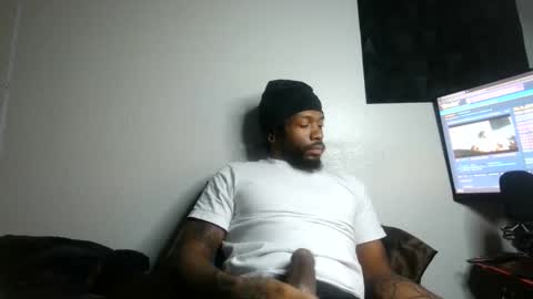 IXMCOUPLE444 online show from March 18, 2:14 am