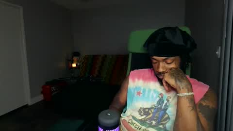 IXMCOUPLE444 online show from April 24, 2:25 am