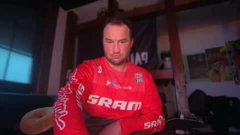 theman16cm online show from March 19, 5:32 am