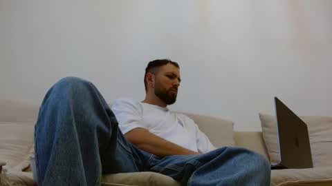 TheMonarchGoat online show from March 27, 3:13 pm