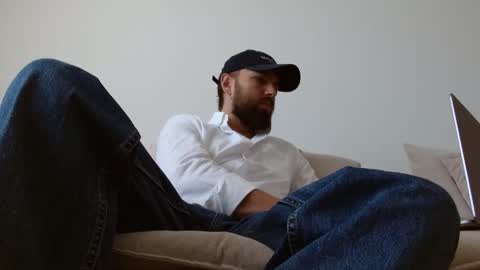 TheMonarchGoat online show from March 15, 11:51 am