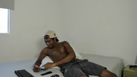 Andriw and Maiol online show from October 22, 10:02 pm