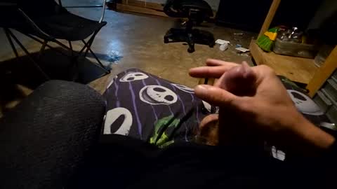 Snapshot of thenewone22901 chatting on October 12, 4:06 am thenewone22901 online show from October 12, 4:06 am