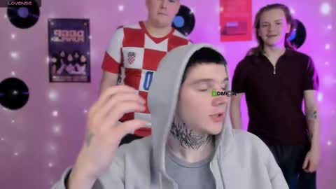 theo_drift online show from February 1, 7:56 pm