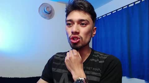 Theo online show from November 21, 5:34 pm