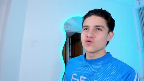  THEO- MATEO  online show from January 9, 2:07 pm