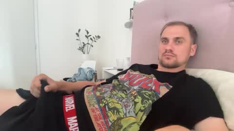 theonetojerkwith online show from July 26, 7:16 am