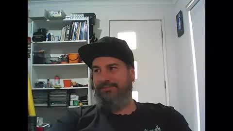 aussiebeard online show from February 11, 1:32 am