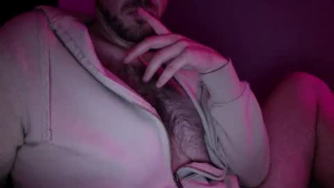 thephatass online show from December 1, 7:44 am