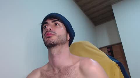 Santiago Enrique online show from January 19, 6:37 am