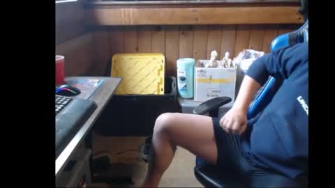 Snapshot of therealbigcheese0695 chatting on February 4, 3:47 pm therealbigcheese0695 online show from February 4, 3:47 pm