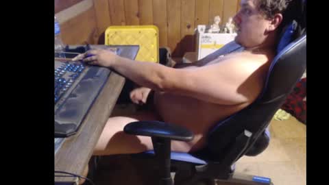 Snapshot of therealbigcheese0695 chatting on September 19, 9:36 pm therealbigcheese0695 online show from September 19, 9:36 pm