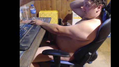 Snapshot of therealbigcheese0695 chatting on September 25, 9:35 pm therealbigcheese0695 online show from September 25, 9:35 pm