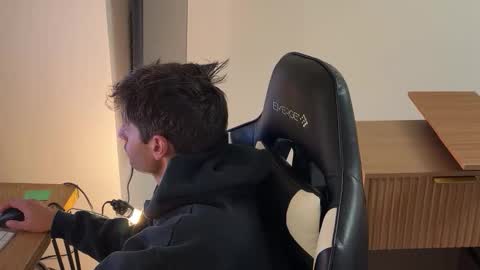 therealdylansdick online show from November 15, 4:47 am