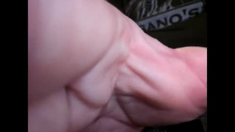 therizzler_1_of_1 online show from March 4, 9:11 pm