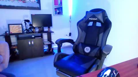 thiago_420 online show from May 16, 1:25 am