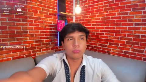 thiago online show from April 8, 2:37 pm