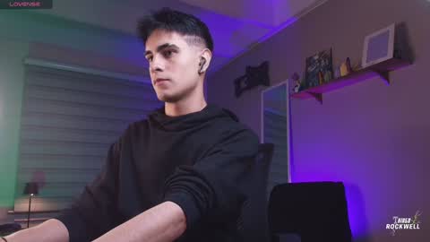 Thiago online show from January 21, 12:15 am