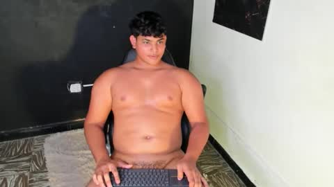 thiago_vibes212 online show from February 23, 10:55 pm