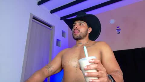 Thiago online show from July 28, 8:52 pm