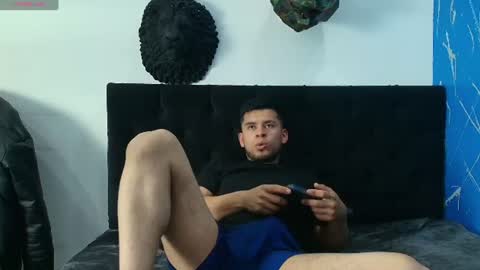 Thiago Vegga online show from July 28, 4:20 am