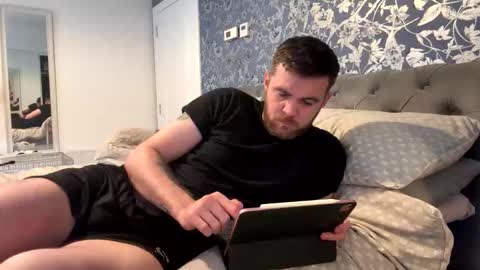 thickandmeaty9incher online show from September 10, 8:57 am