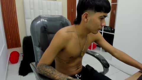  THIAGO COLLINS  online show from March 3, 10:38 pm